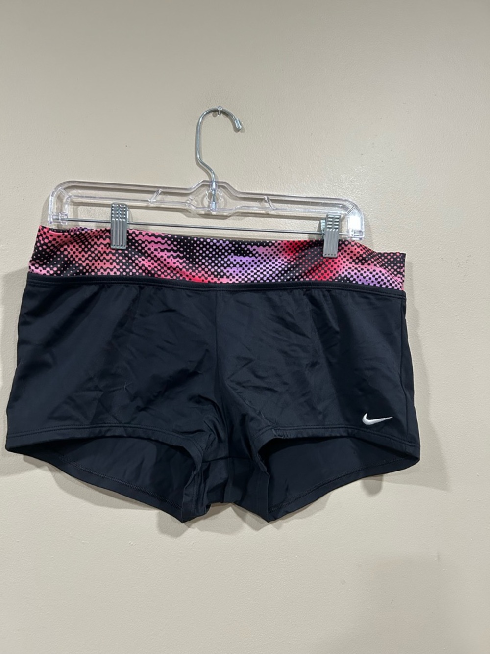 Nike Women's Black Athletic Shorts Size XL